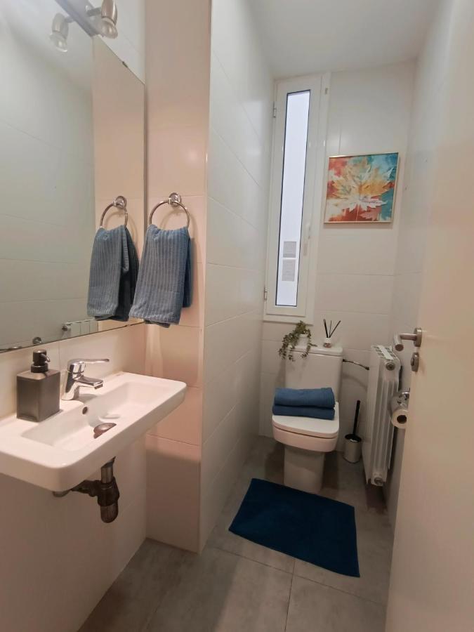 Private Rooms In Born Барселона Екстериор снимка