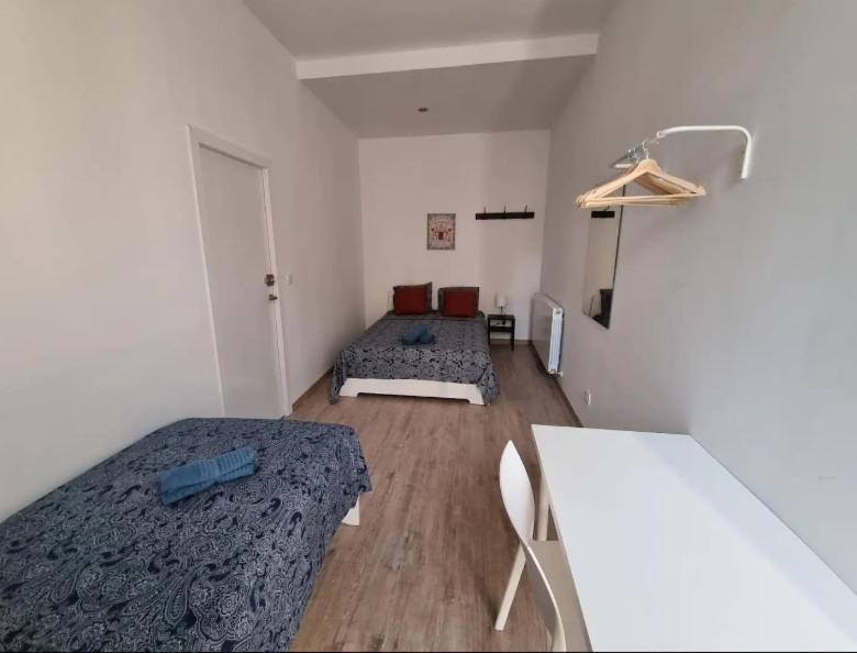 Private Rooms In Born Барселона Екстериор снимка