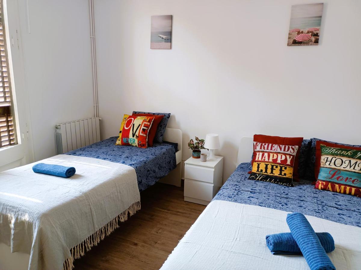 Private Rooms In Born Барселона Екстериор снимка